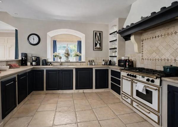 Maison à vendre à Saint-Jean-de-Muzols (07300)