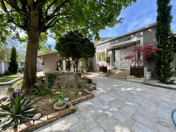 Maison à vendre à Saint-Jean-de-Muzols (07300)