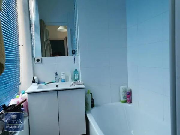 Appartement à louer 2 pièces 42.9m² Lille (59000)