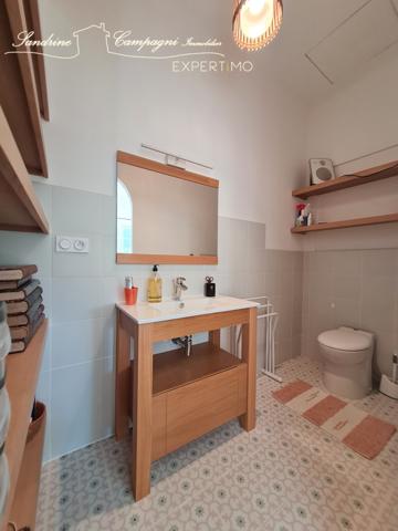 MAISON de charme, 5 chambres, située à 2 pas du centre ville