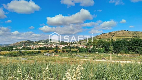 LES MARTRES DE VEYRE Terrain viabilisé de 484 m² libre de constructeur