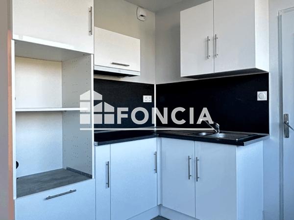 Location Appartement 4 pièces 85.48 m² - 2 A 18 RUE MARCEL VARDELLE Limoges 87000