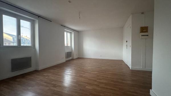 À vendre : Appartement 2 pièces à LIVRY GARGAN