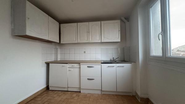 À vendre : Appartement 2 pièces à LIVRY GARGAN