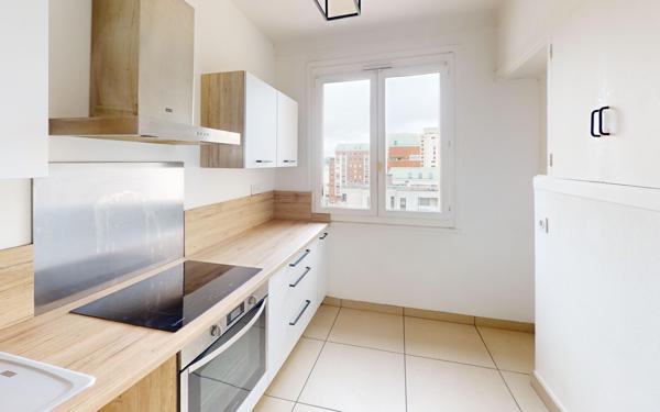 Appartement à vendre    3 pièces • 63,67 m2 Saint-Étienne