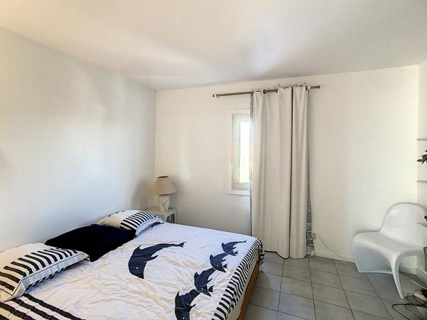 Rare sur Port Camargue Marina individuelle type 5 avec garage et quai privé