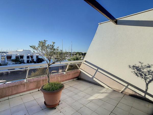 Rare sur Port Camargue Marina individuelle type 5 avec garage et quai privé
