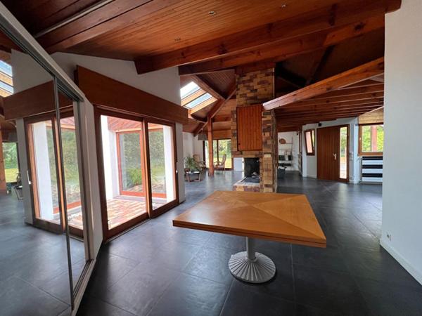 Villa D'architecte OPPORTUNITÉ EXCEPTIONNELLE - NOUVEAU PRIX