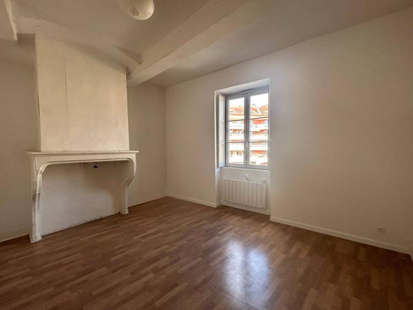 Appartement 2 pièces 64 m² LYON