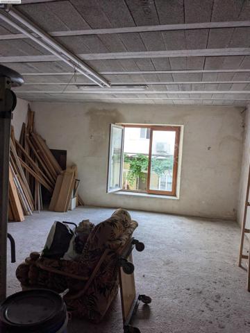 Maison à PIERRELATTE, 26700 - 10 pièces 297m²