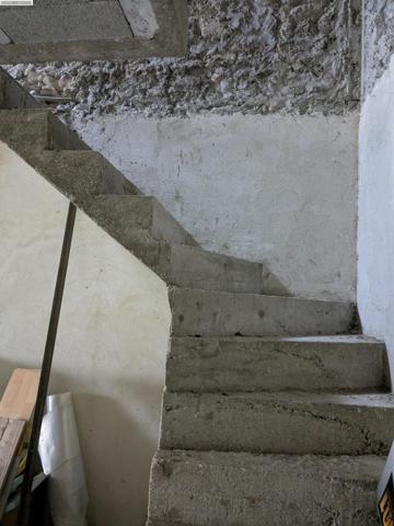Maison à PIERRELATTE, 26700 - 10 pièces 297m²
