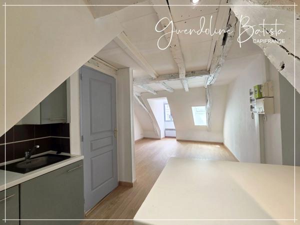 Appartement T3 rénové 46,42m² - Dernier étage - BERGERAC (24)