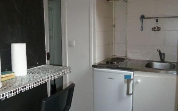 Appartement à louer    1 pièce • 17,60 m2 Issy-les-Moulineaux