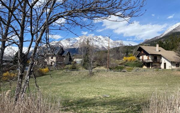Terrain à vendre    Puy-Saint-Eusèbe