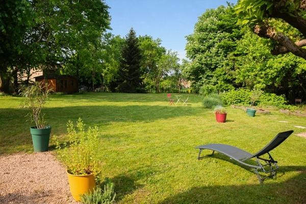 Maison Familiale d'Exception de 210 m², Parc et Garage Double