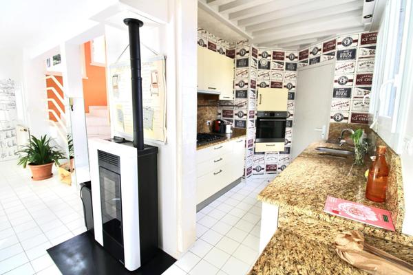 Maison Familiale d'Exception de 210 m², Parc et Garage Double