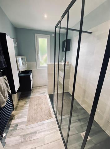 Maison Familiale d'Exception de 210 m², Parc et Garage Double