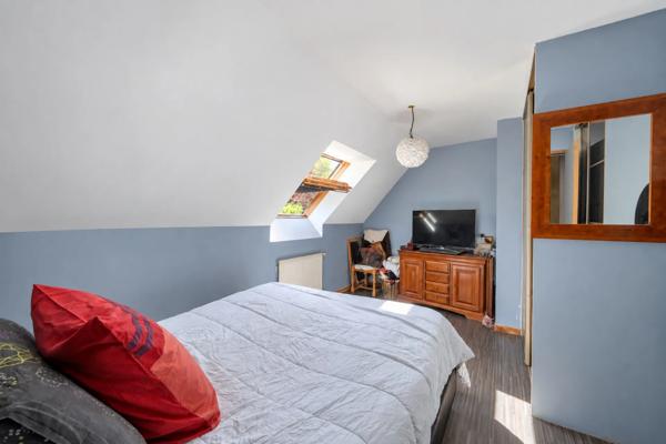 Maison
         6 pièces
        - 131 m² Exclusivité 495 000 €*
