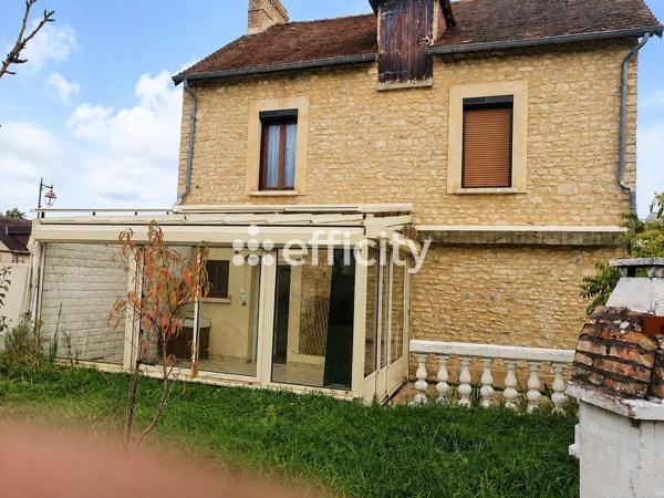 Maison
         5 pièces
        - 100 m² 116 000 € *