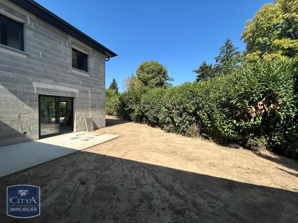 Maison à louer 4 pièces 107.68m² Bourg-en-Bresse (01000)