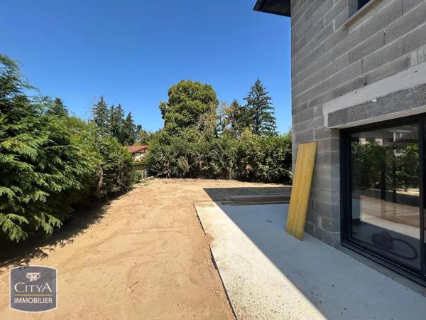 Maison à louer 4 pièces 107.68m² Bourg-en-Bresse (01000)