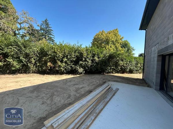 Maison à louer 4 pièces 107.68m² Bourg-en-Bresse (01000)