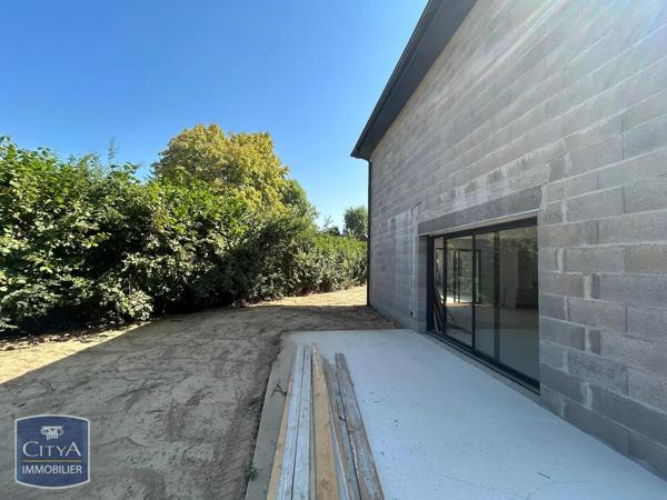 Maison à louer 4 pièces 107.68m² Bourg-en-Bresse (01000)