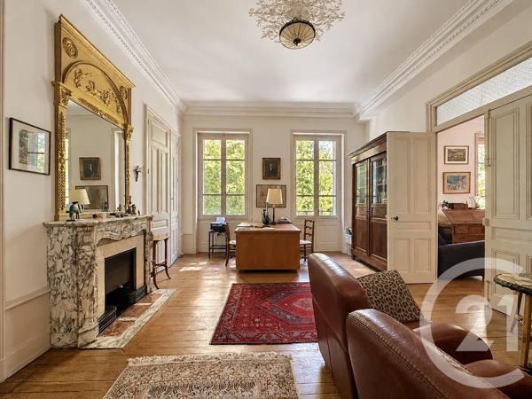 Appartement F5 à vendre  5 pièces - 148,60 m 2   VIENNE  - 38
