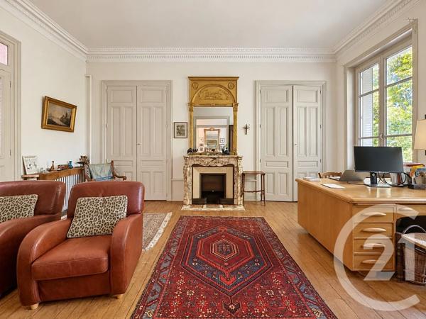 Appartement F5 à vendre  5 pièces - 148,60 m 2   VIENNE  - 38
