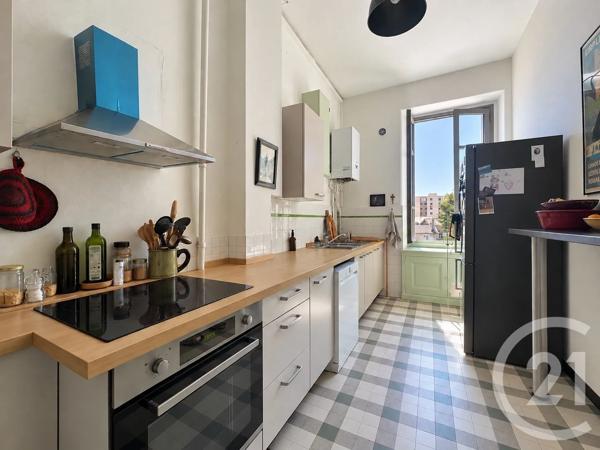 Appartement F5 à vendre  5 pièces - 148,60 m 2   VIENNE  - 38