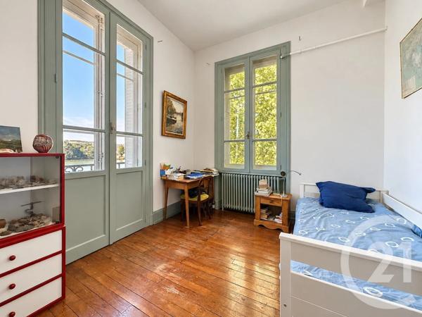 Appartement F5 à vendre  5 pièces - 148,60 m 2   VIENNE  - 38