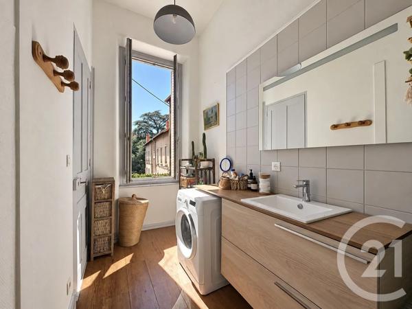 Appartement F5 à vendre  5 pièces - 148,60 m 2   VIENNE  - 38