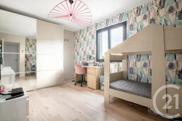 Maison à vendre  5 pièces - 120 m 2   CORBAS  - 69