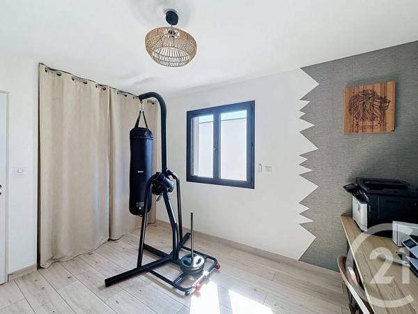 Maison à vendre  5 pièces - 120 m 2   CORBAS  - 69