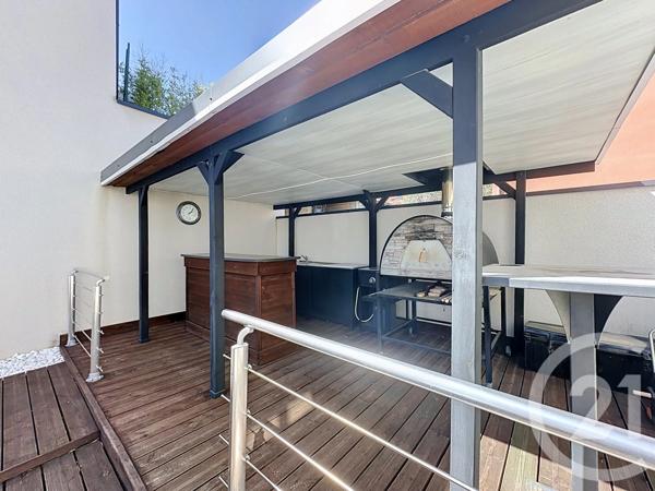 Maison à vendre  5 pièces - 120 m 2   CORBAS  - 69