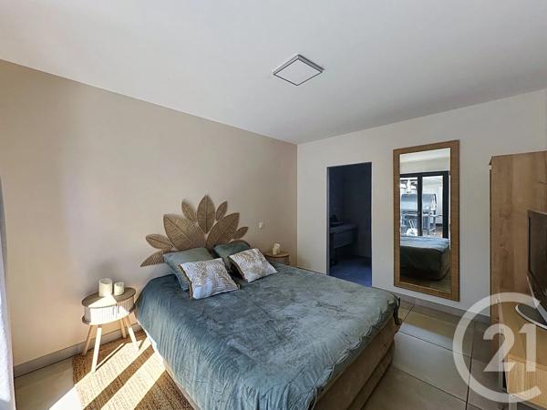 Maison à vendre  5 pièces - 120 m 2   CORBAS  - 69
