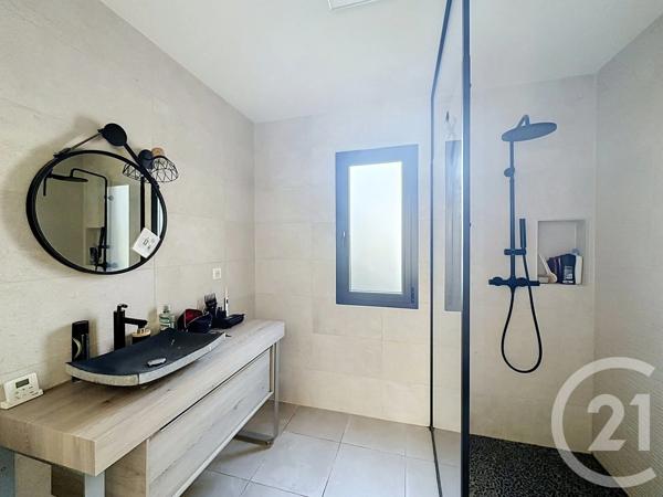 Maison à vendre  5 pièces - 120 m 2   CORBAS  - 69