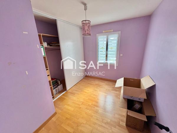 PAVILLON 3 CHAMBRES + GARAGE A LA CRECHE