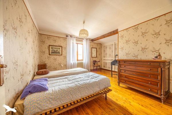 Maison à vendre |  Surgères |  5 pièces | 150 m²