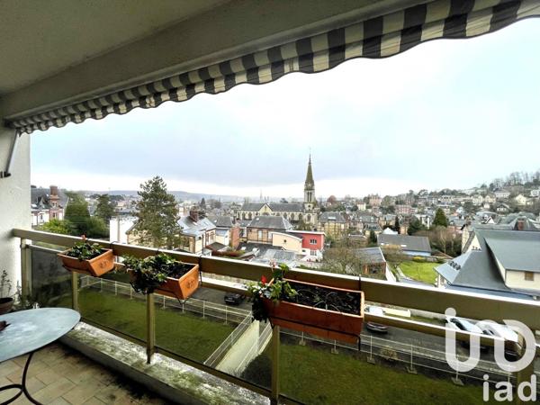 Appartement 3 pièces de 85 m² à Mont-Saint-Aignan (76130)