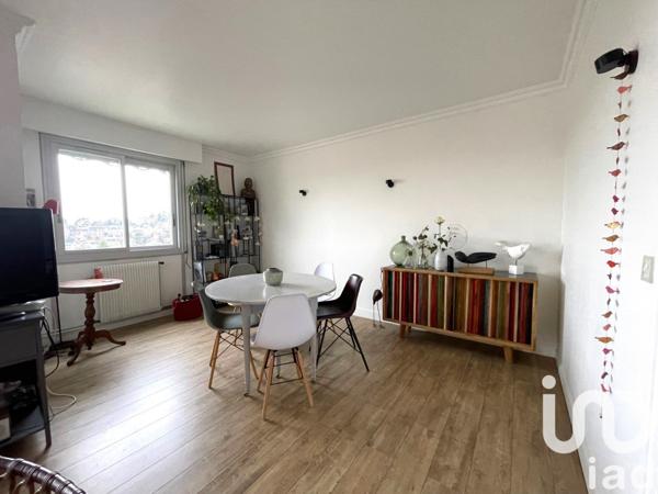 Appartement 3 pièces de 85 m² à Mont-Saint-Aignan (76130)