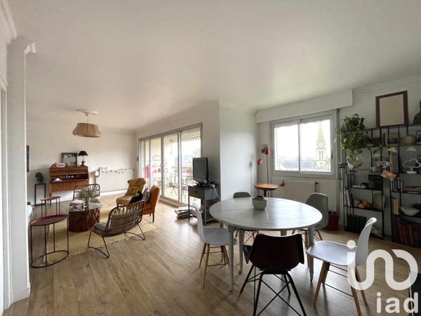 Appartement 3 pièces de 85 m² à Mont-Saint-Aignan (76130)