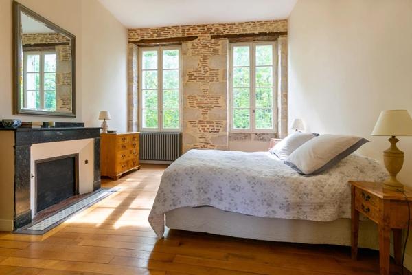 Vente Superbe Château à vendre près de Lectoure dans Le Gers 1hr 20 Toulouse
