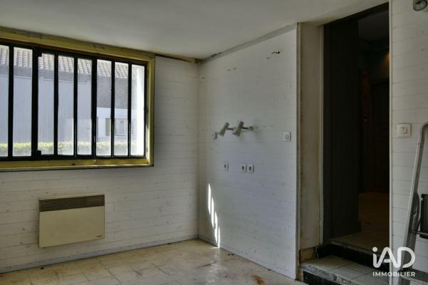 Atelier à vendre 156 m² Le Mesnil-Saint-Firmin