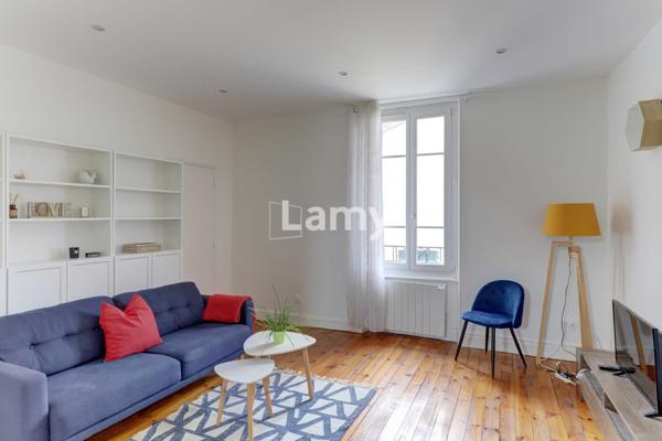 Beau t2 dans petite résidence à coté du tram, avec garage