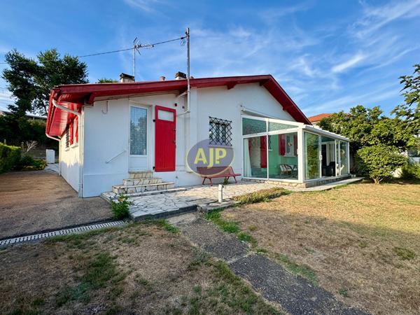 Maison à vendre Saint Vincent De Tyrosse - 4 pièces, 104m² avec 3 chambre(s) à 349 800€ - AJP Horizons Capbreton