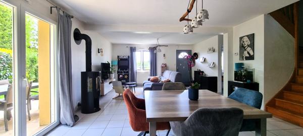 Le Verger (35160) Belle maison d'habitation de type 5 pièces