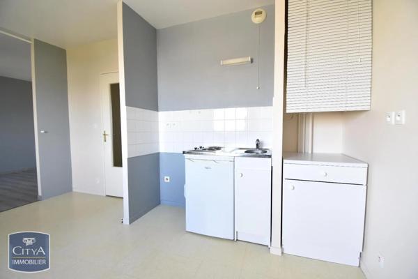 Appartement à louer 1 pièce 32.33m² Le Mans (72000)