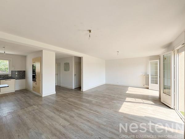 Maison familiale, 5 chambres, 1 garage, jardin - Hennebont, rive droite.