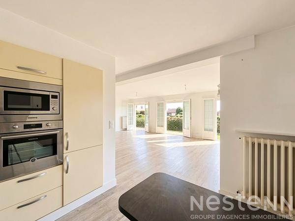 Maison familiale, 5 chambres, 1 garage, jardin - Hennebont, rive droite.